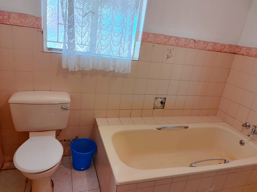 7 Bedroom Property for Sale in Randlespark North West